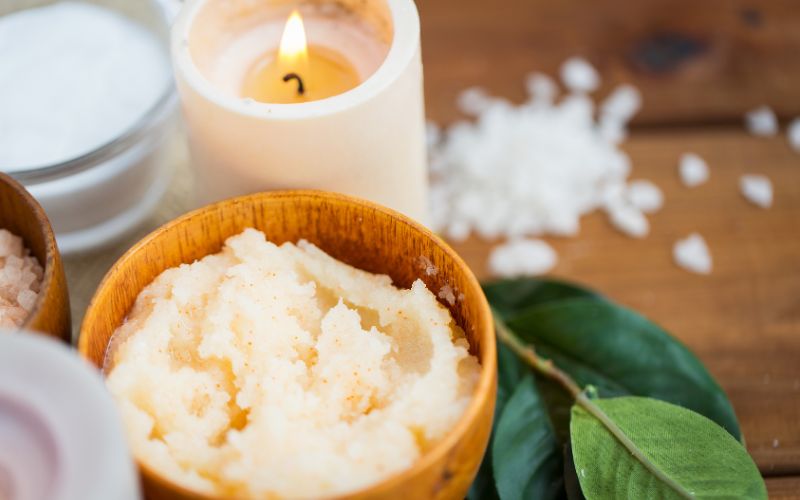 Gommages Naturels : Recettes Maison pour une Peau Éclatante